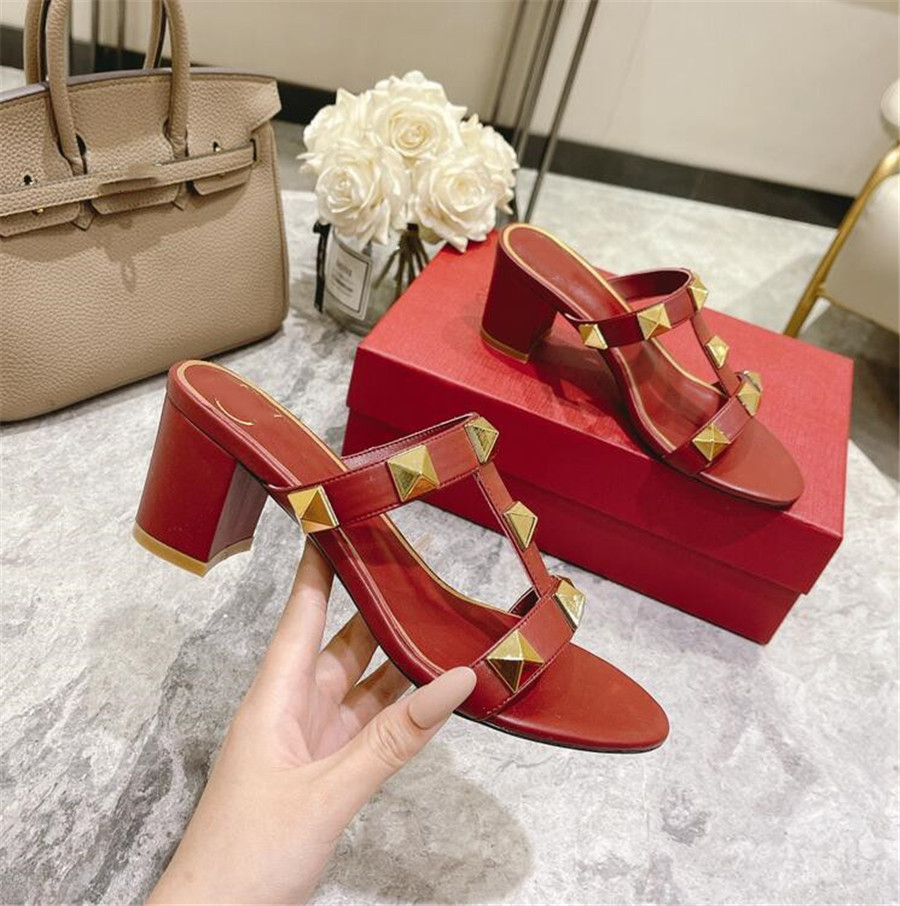 Fashion Women's classic sandals Ladies Top Quality Genuine Leather beach shoes female casual peep toe slippers Woman comfortable flip flops sandal V8217
Fashion Women's classic sandals Ladies Top Quality Genuine Leather beach shoes female casual peep toe slippers Woman comfortable flip flops sandal V8217