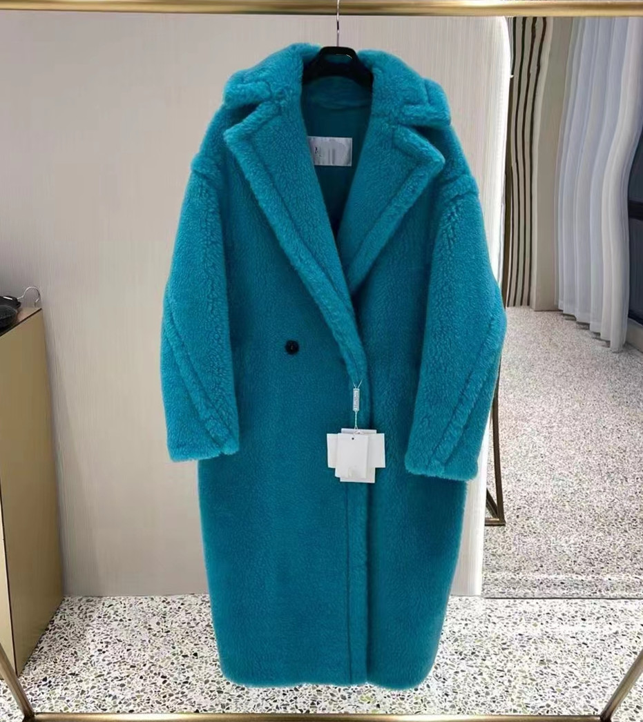 Blue Camelwool MM Teddy Bear Alpaca Fur Women Long Coats button Lapel Neck Female Outdoor Parkas Polyester Inside Icon Coat, Turtle dove grey
Blue Camelwool MM Teddy Bear Alpaca Fur Women Long Coats button Lapel Neck Female Outdoor Parkas Polyester Inside Icon Coat, Turtle dove grey