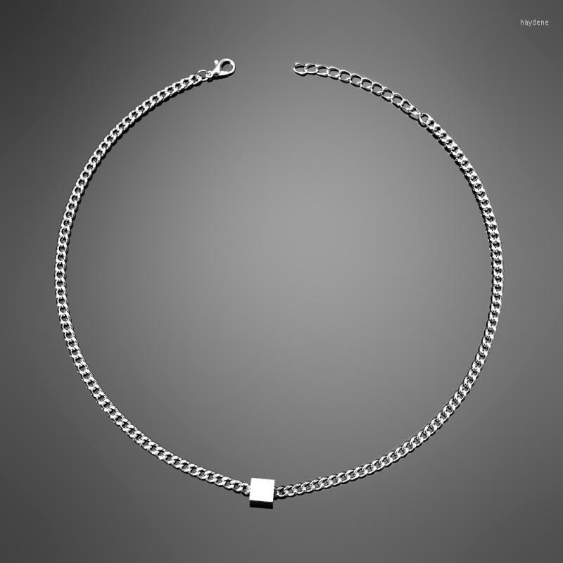Choker Chokers Fashion Casual Stainless Steel Square Pendant Necklace Personality Men's Short Necklaces On Neck Women Jewelry
Choker Chokers Fashion Casual Stainless Steel Square Pendant Necklace Personality Men's Short Necklaces On Neck Women Jewelry