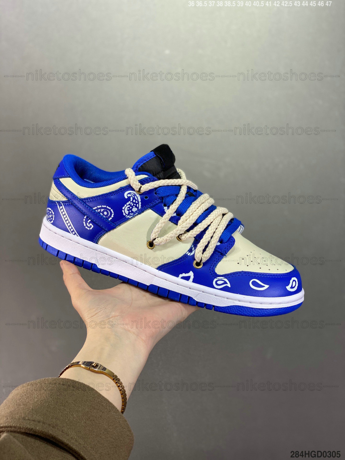 Fashion Men Women Low Casual Skateboard Shoes Classic Futura x Cashew Flowers Sneakers Unisex Double-Lace Outdoor Sports Running Shoes, 01
Fashion Men Women Low Casual Skateboard Shoes Classic Futura x Cashew Flowers Sneakers Unisex Double-Lace Outdoor Sports Running Shoes, 01