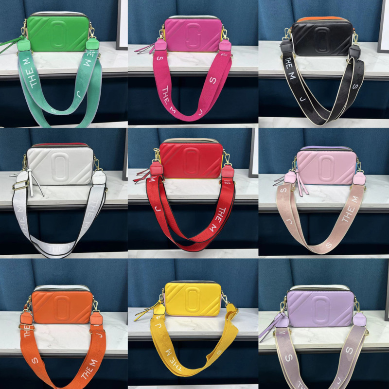 Womens Designer Bags One Shoulder Purses Designer Woman Handbag Messenger Small Square Bag 2022 New Fashion Camera Bag, Orange
Womens Designer Bags One Shoulder Purses Designer Woman Handbag Messenger Small Square Bag 2022 New Fashion Camera Bag, Orange