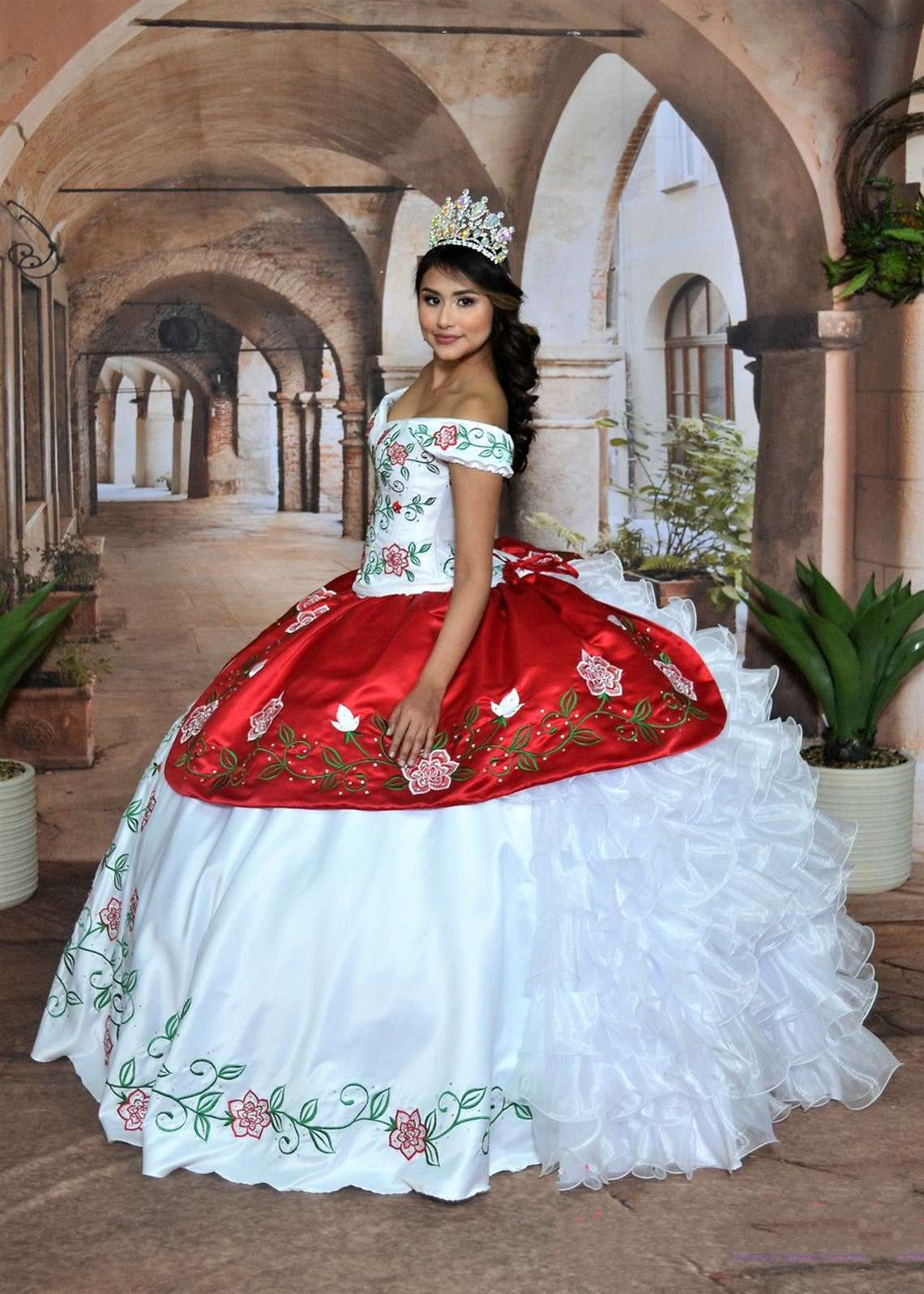 2024 Mexican Embroidered Quinceanera Dresses Ruffles Tiers Floral White And Red Prom Ball Gown Sweet 16 Dress