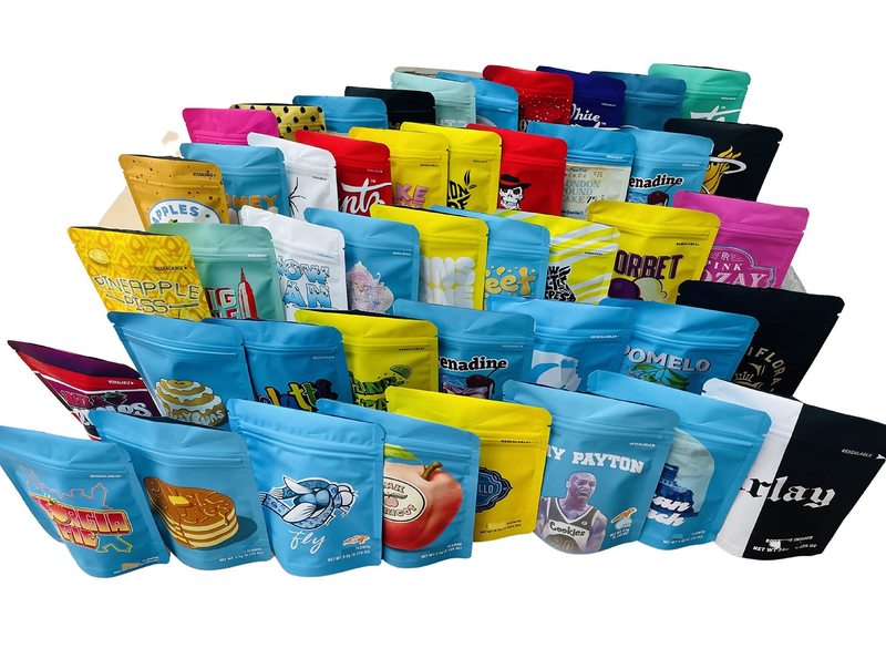 50 100 Pcs Candy Bags Random Patterns Mylar Resealable Bag 3 5g Packaging Stand Up Pouches Aluminum Foil Polyester Film 220822
50 100 Pcs Candy Bags Random Patterns Mylar Resealable Bag 3 5g Packaging Stand Up Pouches Aluminum Foil Polyester Film 220822