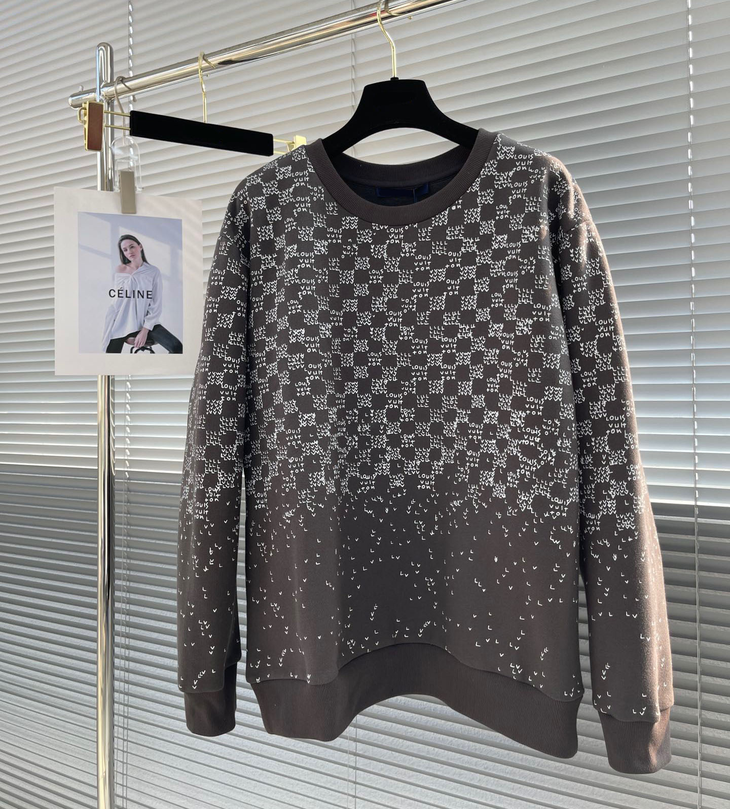 New AOP jacquard letter knitted sweater in autumn / winter 2022acquard knitting machine e Custom jnlarged detail crew neck cotton g5 cc43g
New AOP jacquard letter knitted sweater in autumn / winter 2022acquard knitting machine e Custom jnlarged detail crew neck cotton g5 cc43g