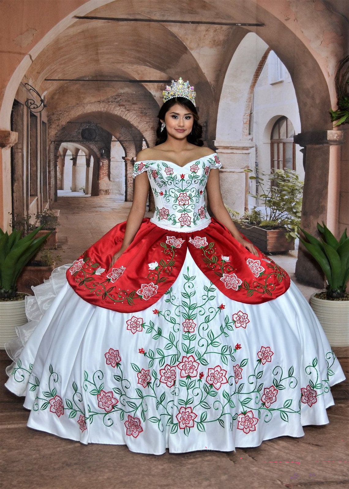 2024 Mexican Embroidered Quinceanera Dresses Ruffles Tiers Floral White And Red Prom Ball Gown Sweet 16 Dress