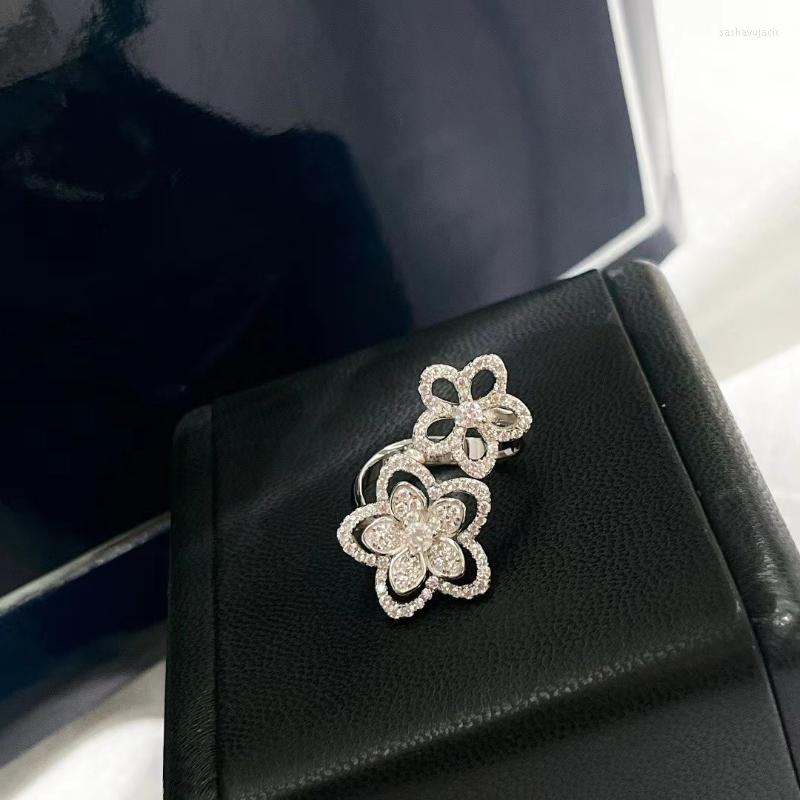 Stud Earrings High Qulity Classic Sale Selling 2022 Trend Jewelry Rings For Women Lotus Zircons Flower Wedding AdjustableStud StudStud
Stud Earrings High Qulity Classic Sale Selling 2022 Trend Jewelry Rings For Women Lotus Zircons Flower Wedding AdjustableStud StudStud
