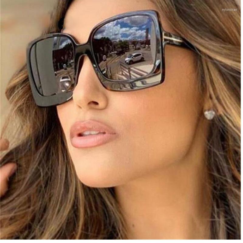 Sunglasses Designer Shades Oversized Sun Glasses Dark Black Fashion Women Square With T Letters LogoSunglassesSunglasses
Sunglasses Designer Shades Oversized Sun Glasses Dark Black Fashion Women Square With T Letters LogoSunglassesSunglasses