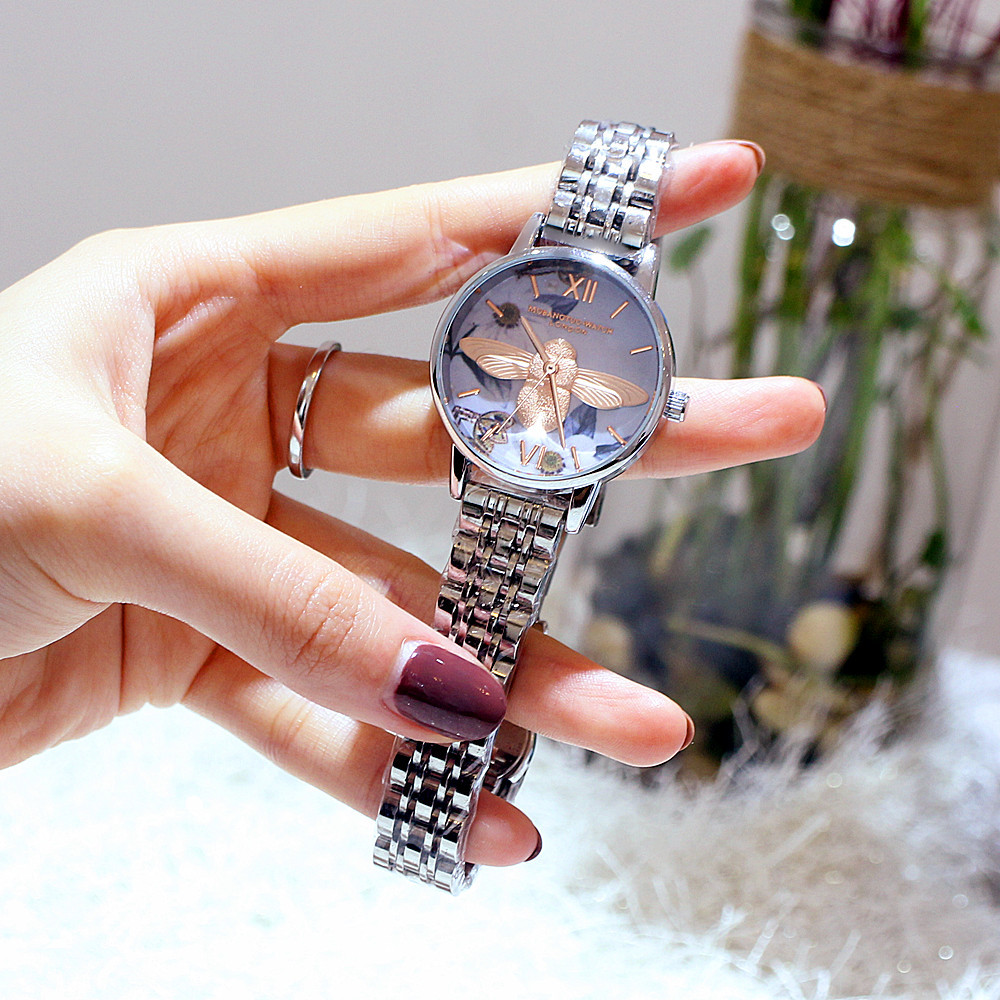 Fashion watch female small bee steel belt imported movement quartz waterproof student watch, Other
Fashion watch female small bee steel belt imported movement quartz waterproof student watch, Other