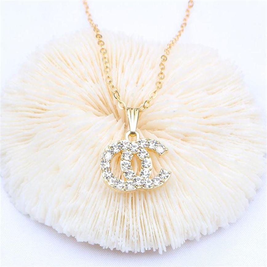 17 Style Luxury Brand Designer Double Letter Pendant Necklaces 18K Gold Plated Crystal Pearl Rhinestone Sweater Newklace Women Wed250d
17 Style Luxury Brand Designer Double Letter Pendant Necklaces 18K Gold Plated Crystal Pearl Rhinestone Sweater Newklace Women Wed250d
