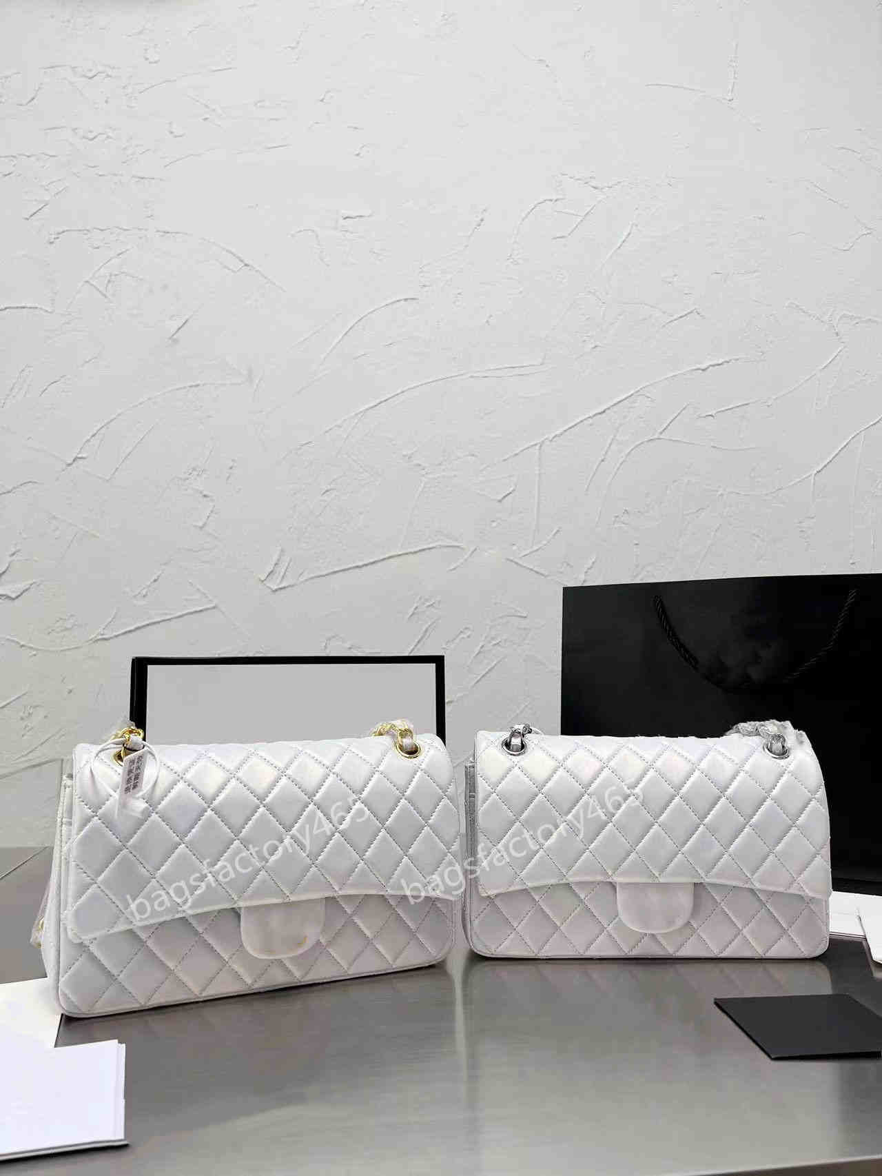 2022 Wholesale price CF luxury Fashion Bags Classic Flap Women Crossbody Shoulder bag Designer Chains Fashion Handbags Ladies lambskin Totes Cowhide caviar wallet, Box
2022 Wholesale price CF luxury Fashion Bags Classic Flap Women Crossbody Shoulder bag Designer Chains Fashion Handbags Ladies lambskin Totes Cowhide caviar wallet, Box