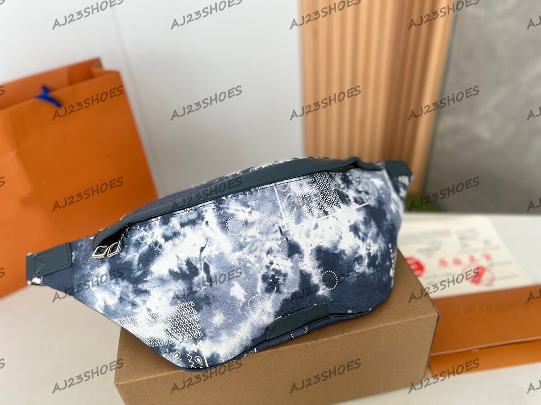 M20587 DISCOVERY BUMBAG PM 2022 Ladies Shoulder Bag Monograms Leather Handle Bag Luxury CrossBody, 01
M20587 DISCOVERY BUMBAG PM 2022 Ladies Shoulder Bag Monograms Leather Handle Bag Luxury CrossBody, 01