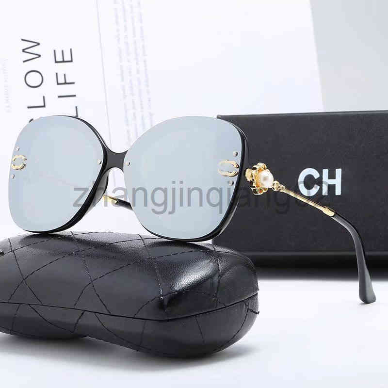 Designer Channel Sunglasses Cycle Luxurious Woman Mens Lovers Vintage Baseball Sport UV Protection New Fashion Brands Round Summer Sun Glasses
Designer Channel Sunglasses Cycle Luxurious Woman Mens Lovers Vintage Baseball Sport UV Protection New Fashion Brands Round Summer Sun Glasses