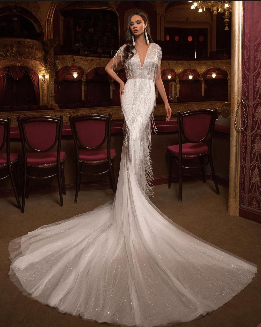 South African Mermaid Wedding Dress Tassel Beading V Neck Bridal Gowns Backless Dubai Bride Dresses