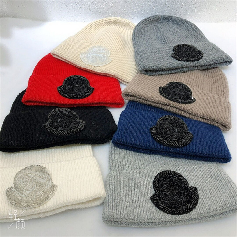 New Classic Designer Winter Beanie Men And Women Fashion Design Knitted Caps Autumn Wool Hat Letter Jacquard Unisex Warm Skull Caps 22
New Classic Designer Winter Beanie Men And Women Fashion Design Knitted Caps Autumn Wool Hat Letter Jacquard Unisex Warm Skull Caps 22
