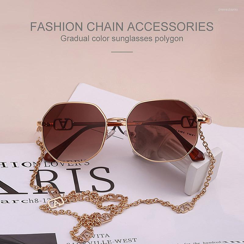 Sunglasses Kroean Lanyard Irregular Goggle Chain Women 2022 Vintage Trend Luxury Metal Outdoor Female Sun GlassesSunglasses
Sunglasses Kroean Lanyard Irregular Goggle Chain Women 2022 Vintage Trend Luxury Metal Outdoor Female Sun GlassesSunglasses