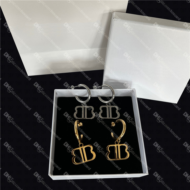 Delicate Double Letter Pendant Earrings Women Charm Golden Studs S925 Silver Designer Eardrops Personality Party Matching Jewelry With Gift Box
Delicate Double Letter Pendant Earrings Women Charm Golden Studs S925 Silver Designer Eardrops Personality Party Matching Jewelry With Gift Box