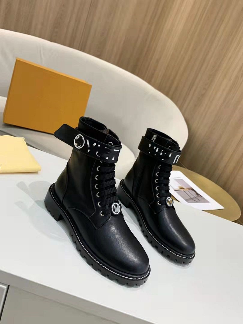 Spring Women's Ankle Boots Leather Lace Up Ladies Winter Shoes Fashion Cool Platform Boots Black Female Footwear Unisex Couple, #01
Spring Women's Ankle Boots Leather Lace Up Ladies Winter Shoes Fashion Cool Platform Boots Black Female Footwear Unisex Couple, #01