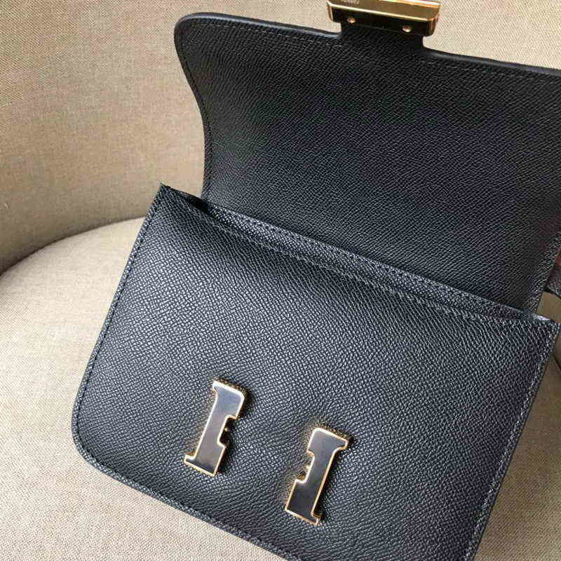 Crossbody Shoulder Bags Model Luxury Brand Handbag Buckle Leater Stewarde Claic Meenger wit
Crossbody Shoulder Bags Model Luxury Brand Handbag Buckle Leater Stewarde Claic Meenger wit