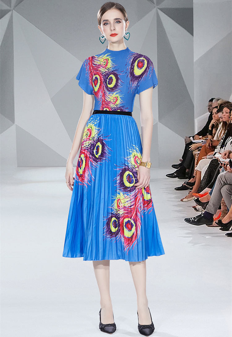 2022 Women Print Two Piece Dress Designer Set Summer Autumn Short Sleeve Tops and Loose Big Swing Pleated Dress Fine Elegant Woman Sets Sweet Chic Office Lady Suits, Orange 
2022 Women Print Two Piece Dress Designer Set Summer Autumn Short Sleeve Tops and Loose Big Swing Pleated Dress Fine Elegant Woman Sets Sweet Chic Office Lady Suits, Orange
