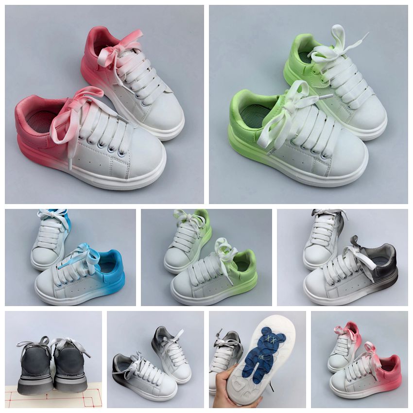2022 Kids Shoes Gradual change Red Black Blue Single Strap outsized Breathable Sneaker Rubber Sole Soft Calfskin Leather Lace-up Trainers Sports footwear shoe 26-37, #3
2022 Kids Shoes Gradual change Red Black Blue Single Strap outsized Breathable Sneaker Rubber Sole Soft Calfskin Leather Lace-up Trainers Sports footwear shoe 26-37, #3