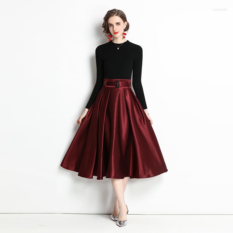 Work Dresses Spring High-End Women Two Piece Set Black Knitted Pullover Top Simple High Waist Long Skirt Runway Female Gown SuitWork, Picture color
Work Dresses Spring High-End Women Two Piece Set Black Knitted Pullover Top Simple High Waist Long Skirt Runway Female Gown SuitWork, Picture color