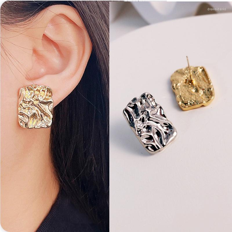 Stud Earrings Sliver Needle European Personality Pleated Metal Square Women Gold White Geometric Alloy Luxury JewelryStud
Stud Earrings Sliver Needle European Personality Pleated Metal Square Women Gold White Geometric Alloy Luxury JewelryStud