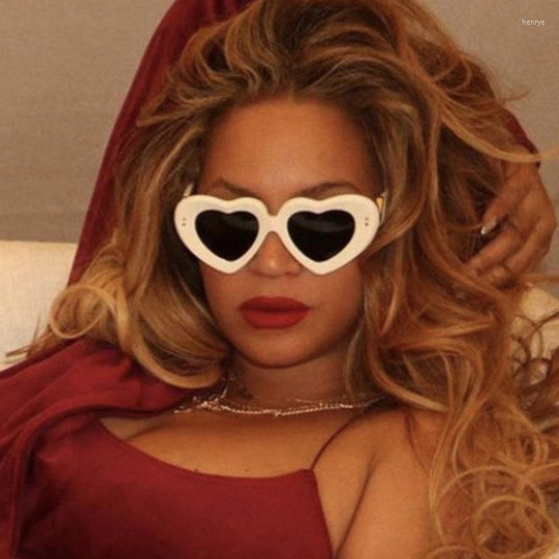 Sunglasses Trendy Cat Eye Women Fashion Brand Design Sun Glasses For Female Vintage Ladies Shades Eyewear Lady
Sunglasses Trendy Cat Eye Women Fashion Brand Design Sun Glasses For Female Vintage Ladies Shades Eyewear Lady
