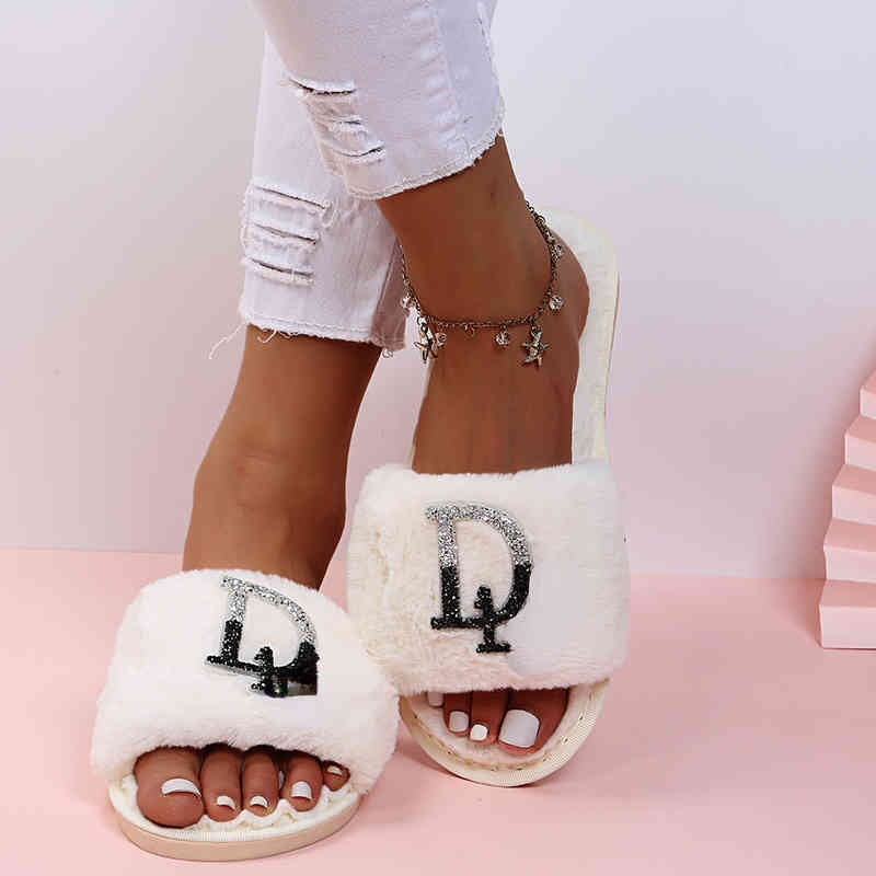 Slippers High version of d family's new letter in autumn and winter women's wear thick bottom one line wool slippers for, Red
Slippers High version of d family's new letter in autumn and winter women's wear thick bottom one line wool slippers for, Red