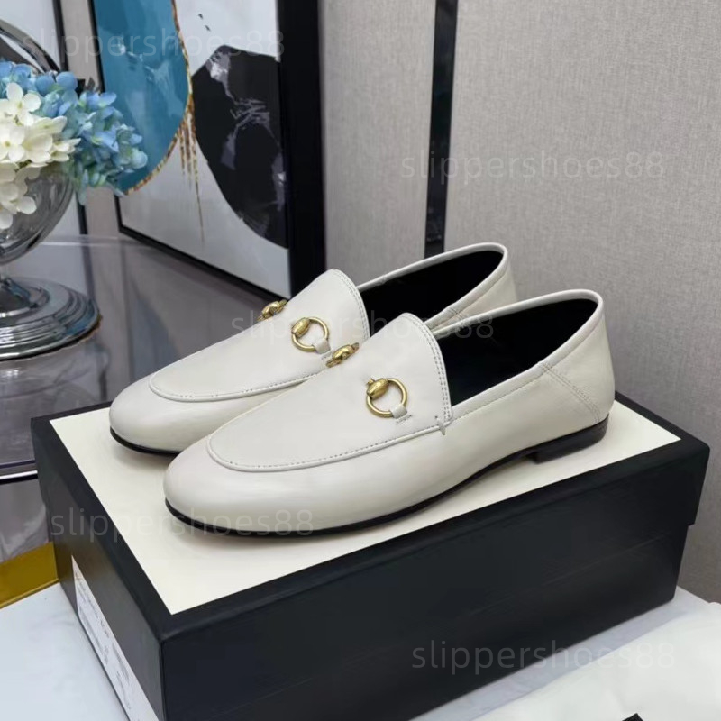 classic women Flat designer Dress shoes 100% Authentic cowhide Metal buckle Lady leather letter casual shoe Mules Princetown Men Trample Lazy Loafers, Pls contact for detail photo
classic women Flat designer Dress shoes 100% Authentic cowhide Metal buckle Lady leather letter casual shoe Mules Princetown Men Trample Lazy Loafers, Pls contact for detail photo