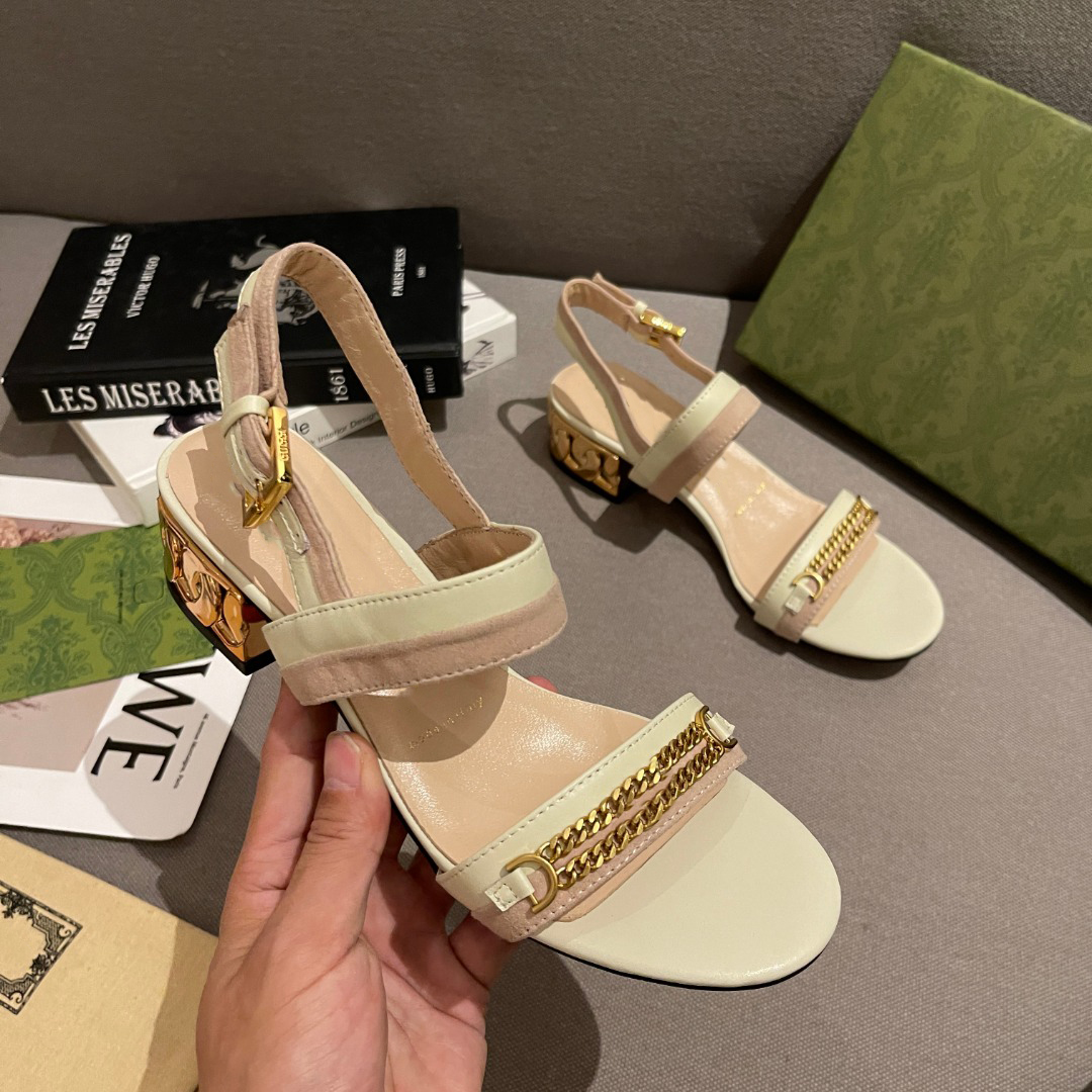 The new designer sandals in spring 2022 are exquisite and luxurious middle heel Euro 34-42 US 3.5-11, White
The new designer sandals in spring 2022 are exquisite and luxurious middle heel Euro 34-42 US 3.5-11, White