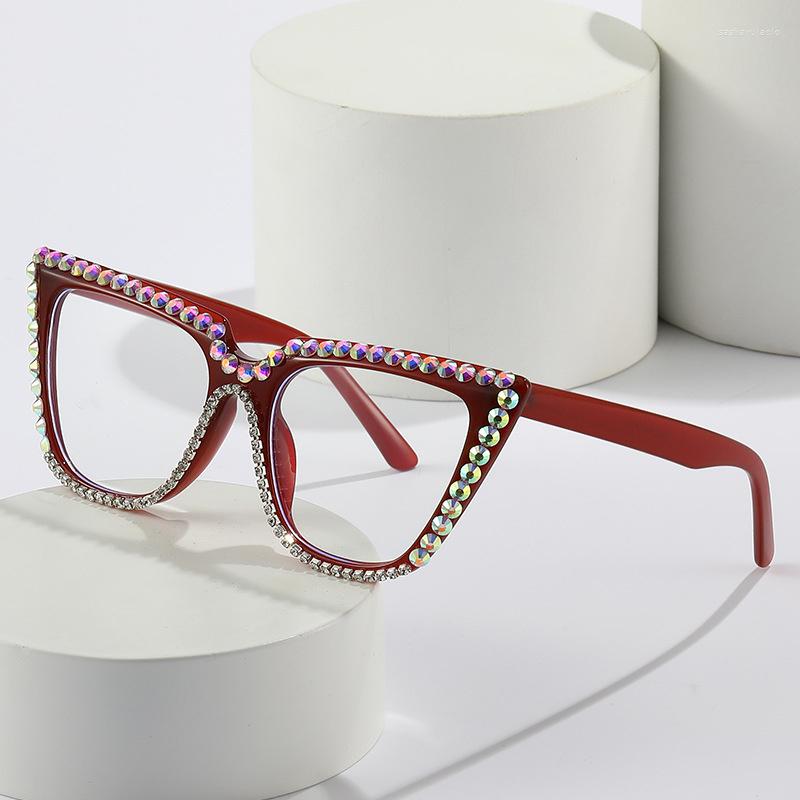 Sunglasses Fashion Diamond Optical Glasses Frame Women Men Anti Blue Light Cat Eye Eyeglasses Frames Metal Spectacles Clear Lenses EyewearSu
Sunglasses Fashion Diamond Optical Glasses Frame Women Men Anti Blue Light Cat Eye Eyeglasses Frames Metal Spectacles Clear Lenses EyewearSu