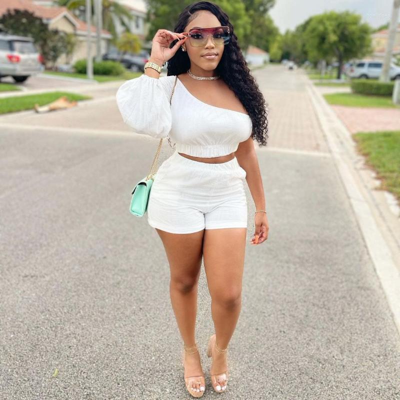 Women' Tracksuits Women One Shoulder Single Long Sleeve Crop Top Shorts Outfits Sexy Ruched Two Piece Set 2022 Summer Beach Vacation Party, Black
Women' Tracksuits Women One Shoulder Single Long Sleeve Crop Top Shorts Outfits Sexy Ruched Two Piece Set 2022 Summer Beach Vacation Party, Black