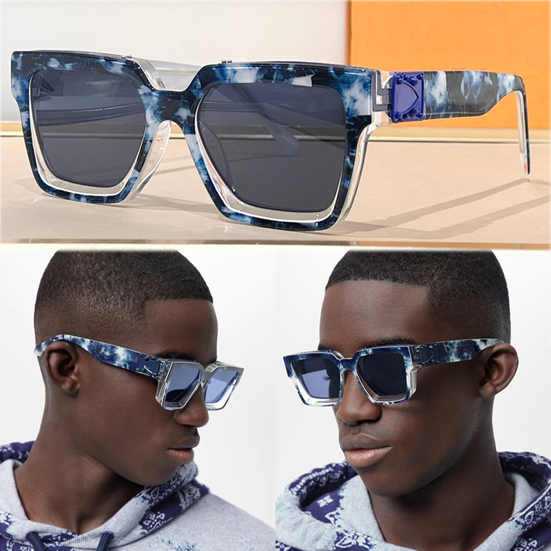 Luxury 1.1 Millionaires sunglasses 96006 designer for women HOT mens Delicate gold pattern on top sunglasses full frame Vintage Black graffiti blue Eyewear with box
Luxury 1.1 Millionaires sunglasses 96006 designer for women HOT mens Delicate gold pattern on top sunglasses full frame Vintage Black graffiti blue Eyewear with box