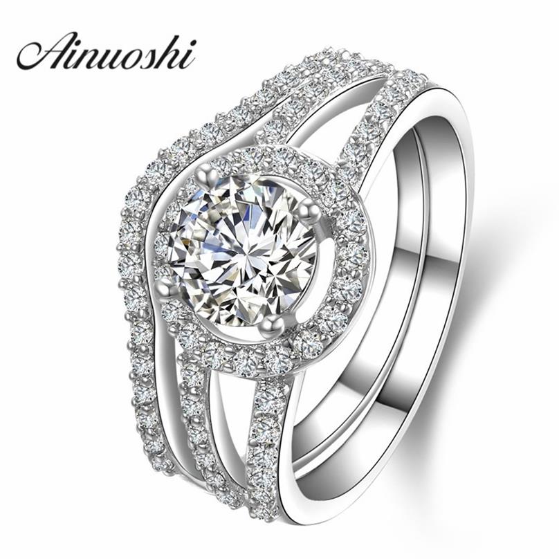 AINUOSHI Luxury 1 Carat Women Engagement Rings Set 925 Solid Sterling Silver Halo Bague High Quality Bridal Ring Set for Party Y20299r 
AINUOSHI Luxury 1 Carat Women Engagement Rings Set 925 Solid Sterling Silver Halo Bague High Quality Bridal Ring Set for Party Y20299r