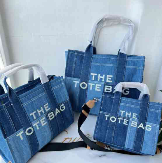Marc the tote bag totes designer handbags Women Fashion classic all-match Shoulder bag Denim Handbag high quality, Mv01 26/22/11cm
Marc the tote bag totes designer handbags Women Fashion classic all-match Shoulder bag Denim Handbag high quality, Mv01 26/22/11cm