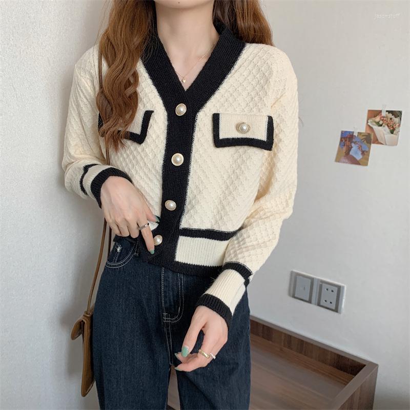 Women's Knits Spring And Autumn 2022 Ladies Cardigan Sweater Coat Design Sense Niche Short V-neck Knitted All-match Blouse Women, Black
Women's Knits Spring And Autumn 2022 Ladies Cardigan Sweater Coat Design Sense Niche Short V-neck Knitted All-match Blouse Women, Black