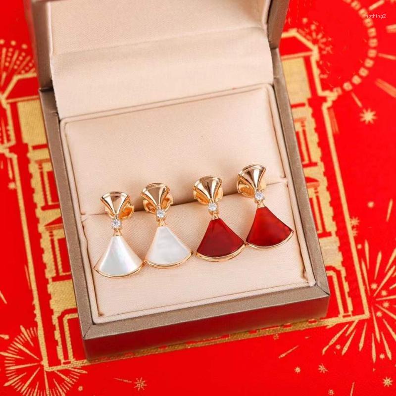 Dangle Earrings Exquisite Jewelry 925 Sterling Silver White Mother Of Pearl Small Skirt Female Carnelian Luxury Fashion Brand
Dangle Earrings Exquisite Jewelry 925 Sterling Silver White Mother Of Pearl Small Skirt Female Carnelian Luxury Fashion Brand