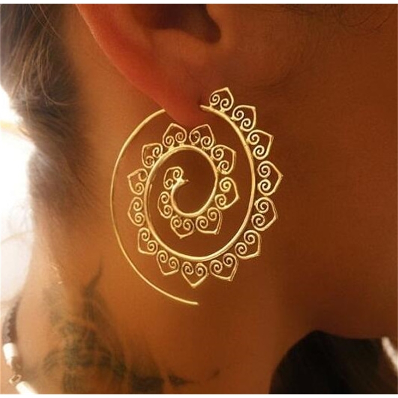Dangle Chandelier Earrings for Women Gold Fashion Jewelry Girls Trend Gift Hanging Dangler Eardrop Female Vintage Earrings
Dangle Chandelier Earrings for Women Gold Fashion Jewelry Girls Trend Gift Hanging Dangler Eardrop Female Vintage Earrings