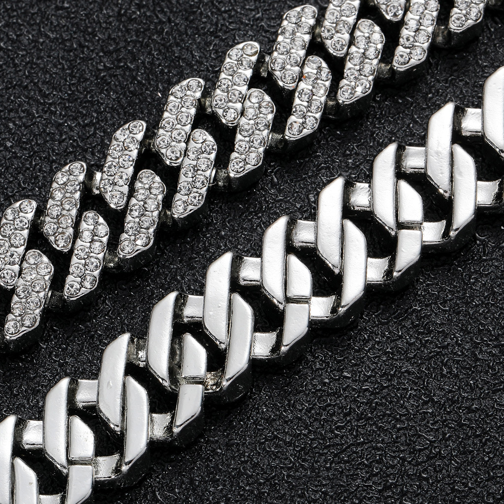 2024 White Gold Fill Hip Hop Cuban Chain Necklace with Sparkg Crystal Pendant - 12MM, Men & Women fffa