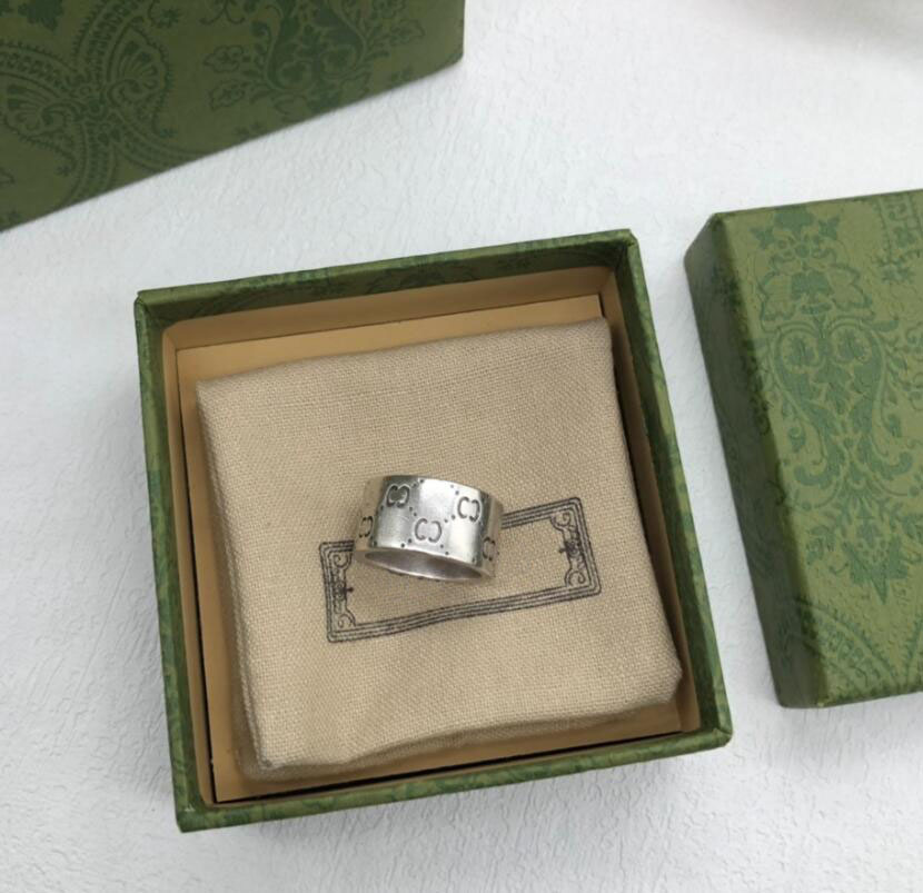 Retro Designer Band Rings Bague Silver Letter Ring for Women Lady Party Wedding Gift Jewelry With BOX
Retro Designer Band Rings Bague Silver Letter Ring for Women Lady Party Wedding Gift Jewelry With BOX