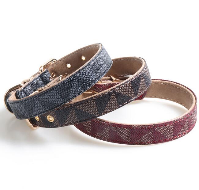23ss 5style Adjustable PU Leather Pet Collars Fashion Letters Print Old Flowers Leashes for Cat Dog Necklace Durable Neck Decoration Accessory Pets Supplies
23ss 5style Adjustable PU Leather Pet Collars Fashion Letters Print Old Flowers Leashes for Cat Dog Necklace Durable Neck Decoration Accessory Pets Supplies