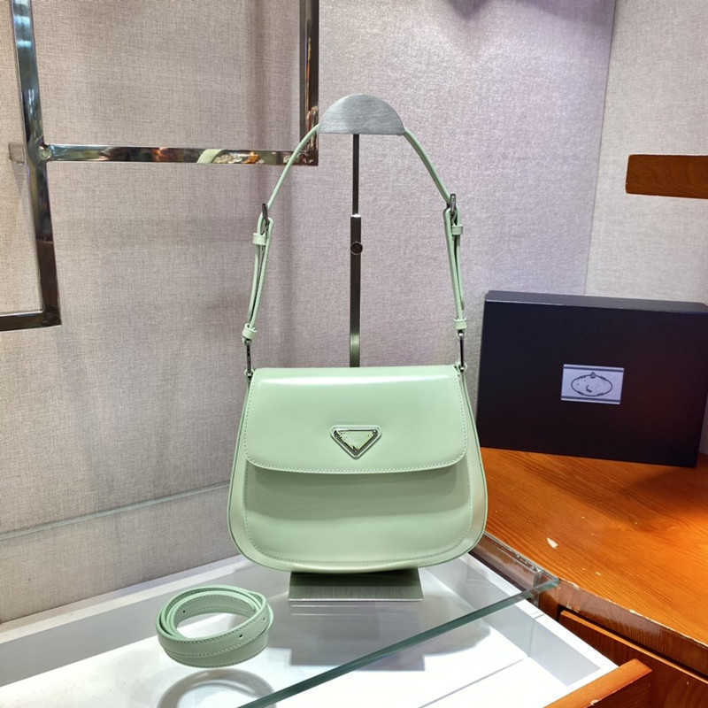 Cross Body 2022Luxury Designer Bags Cleo Brushed Leather mini Bag Flap closure with magnet Shoulder Handbag, Pink
Cross Body 2022Luxury Designer Bags Cleo Brushed Leather mini Bag Flap closure with magnet Shoulder Handbag, Pink