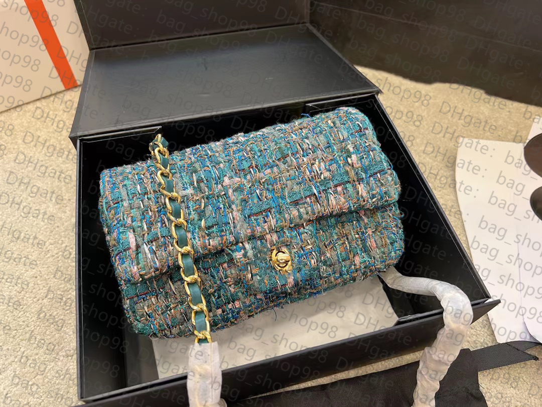 Women bag CF wool shoulder bag Top notch Rhomb pure hand woven soft cross body bag 2022 high quality designer handbag, Beige
Women bag CF wool shoulder bag Top notch Rhomb pure hand woven soft cross body bag 2022 high quality designer handbag, Beige