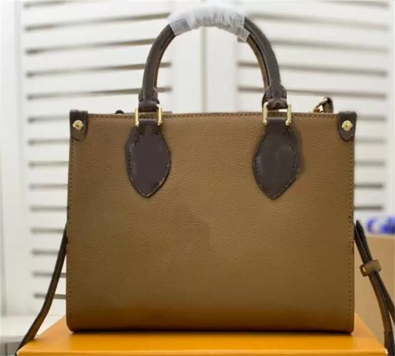 Designers ONTHEGO bags Crafty totes Handbags women Sac Plat Tote MM GM PM M44579 M45659 luxurys crossbody shoulder bag genuine leather Monograms messenger Wallet, Extra freight
Designers ONTHEGO bags Crafty totes Handbags women Sac Plat Tote MM GM PM M44579 M45659 luxurys crossbody shoulder bag genuine leather Monograms messenger Wallet, Extra freight