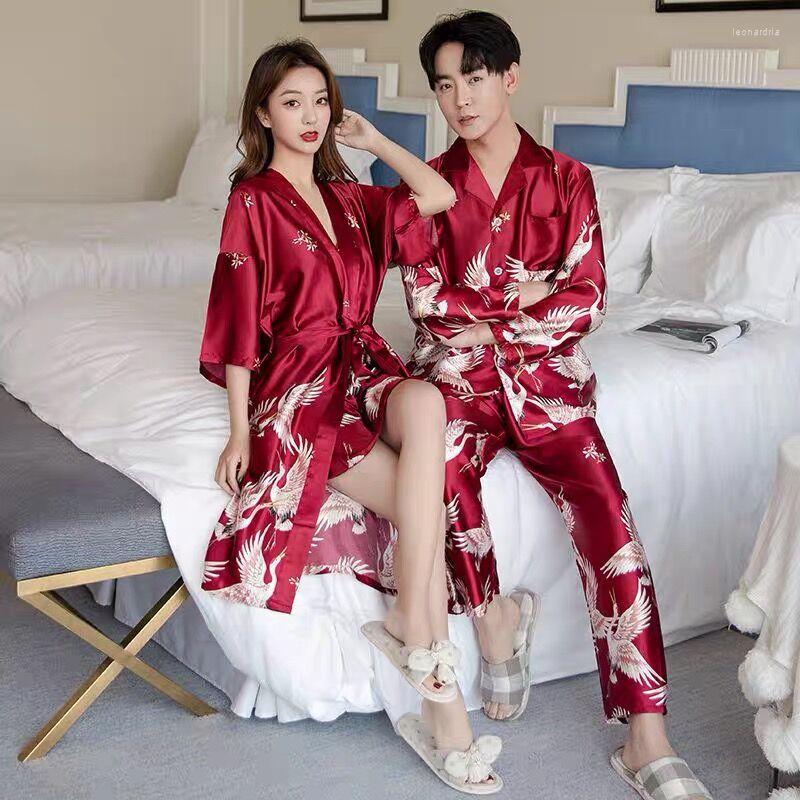 Men's Sleepwear Luxury Pajama Suit Satin Silk Pajamas Sets Couple Family Pijama Lover Night Men Male Women Casual Home Clothing, Pink women
Men's Sleepwear Luxury Pajama Suit Satin Silk Pajamas Sets Couple Family Pijama Lover Night Men Male Women Casual Home Clothing, Pink women