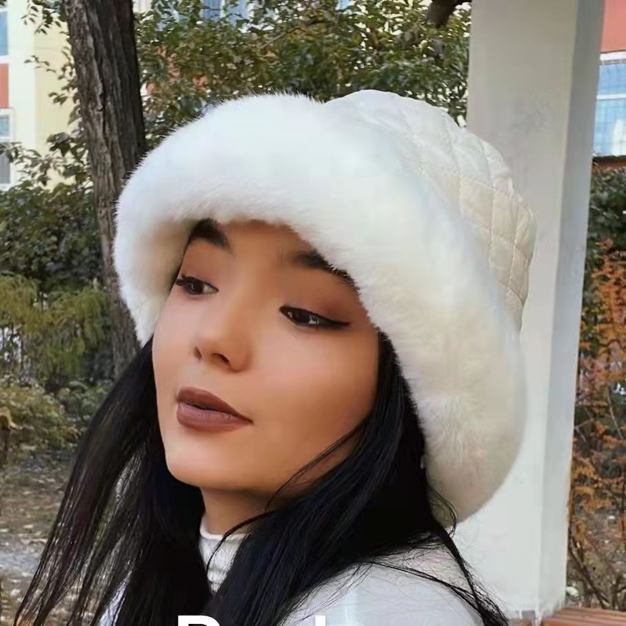 Plaid Down Cotton Cloches Fisherman Hat Women's Autumn Winter Stitching Fluff Thickened Warm Basin Hat Sweet Wild Caps