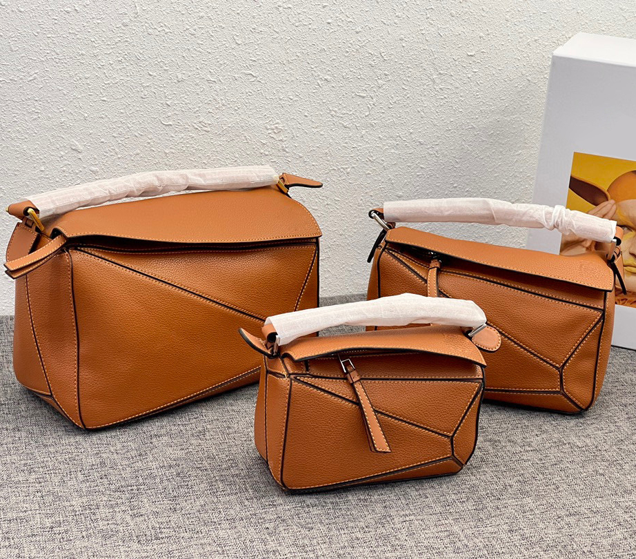 Designers Top Designer Puzzles Bags Womens Purse Tote Handbags Fashion Style Luxury Far Geometry Bag Leather High Quality Tote Handbag Size 29cm13cm19cm, Package
Designers Top Designer Puzzles Bags Womens Purse Tote Handbags Fashion Style Luxury Far Geometry Bag Leather High Quality Tote Handbag Size 29cm13cm19cm, Package