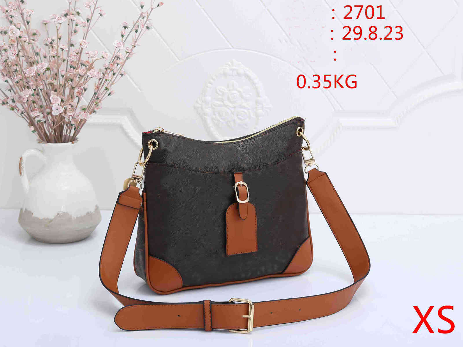 Classic Designer Boulogne Shopping Bags Handbag Black Natural Beige M45832 M45831 Zipper Removable Strap Cross Body Small Crossbody Shoulder
Classic Designer Boulogne Shopping Bags Handbag Black Natural Beige M45832 M45831 Zipper Removable Strap Cross Body Small Crossbody Shoulder
