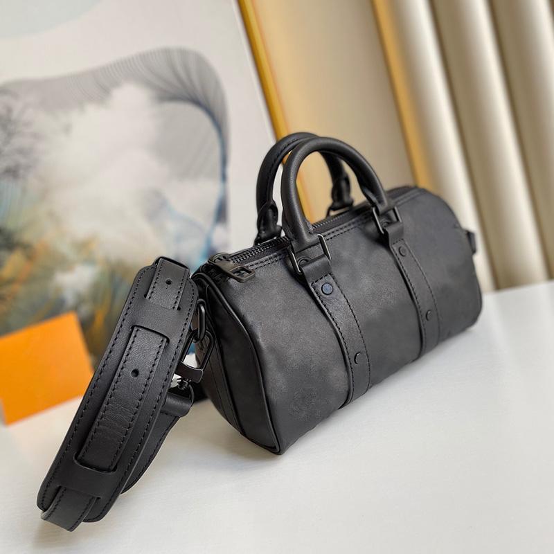 Women designers Handbag Speedy Travel bags Embossing Genuine Leather messenger bag mens Shoulder Lady Totes purse handbags crossbody backpack wallet, Black embossing
Women designers Handbag Speedy Travel bags Embossing Genuine Leather messenger bag mens Shoulder Lady Totes purse handbags crossbody backpack wallet, Black embossing