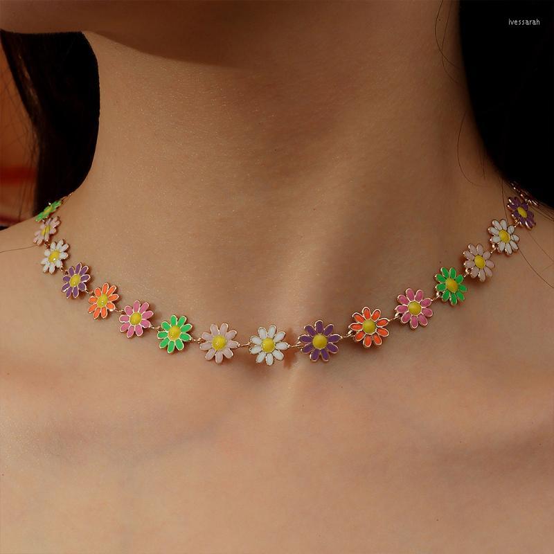 Chokers Necklaces Trendy Daisy Choker Necklace For Women Enamel Jewelry Butterfly Star Teardrop Crystal Beads Chain Boho Party Girl Gift
Chokers Necklaces Trendy Daisy Choker Necklace For Women Enamel Jewelry Butterfly Star Teardrop Crystal Beads Chain Boho Party Girl Gift